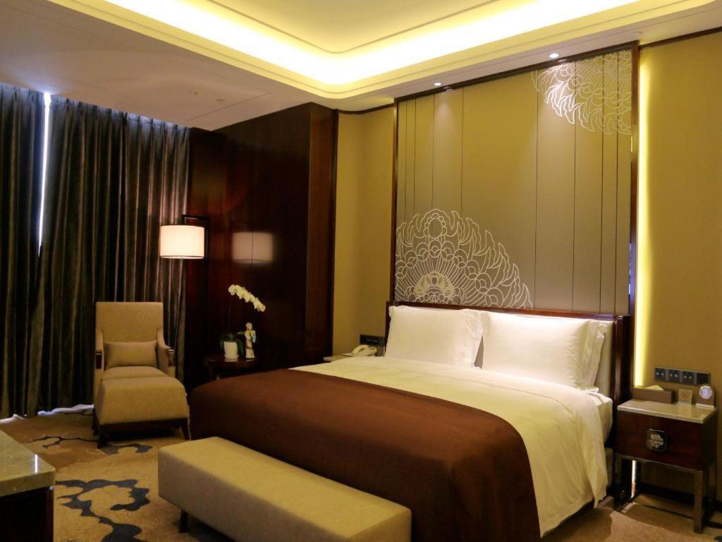 Beijing Grand Skylight International Hotel Экстерьер фото